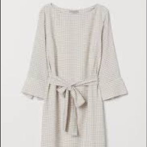 H&M houndstooth knee-length dress